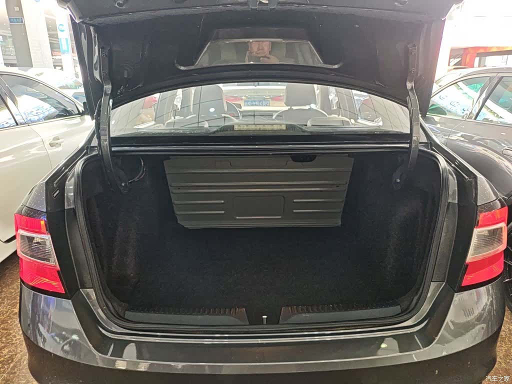 Skoda Rapid, 2018 15