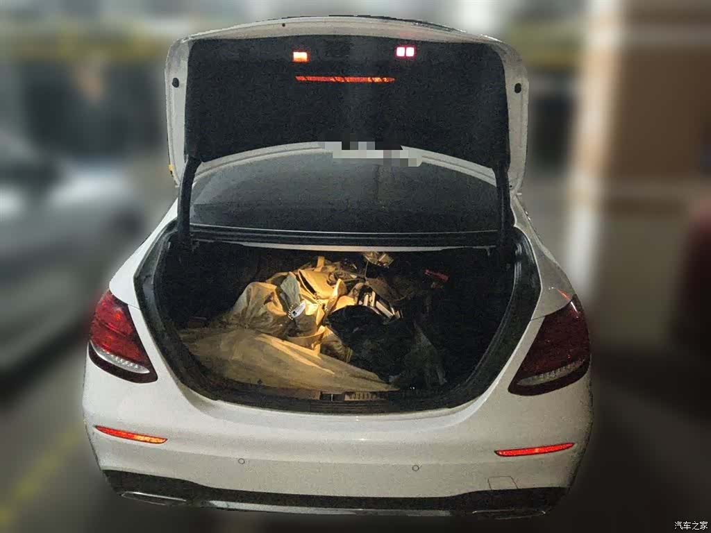 Mercedes-Benz E-Class, 2020 10