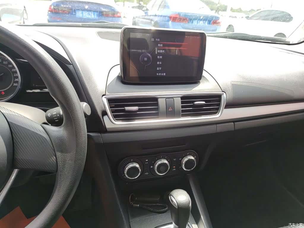 Mazda Mazda3, 2016 9