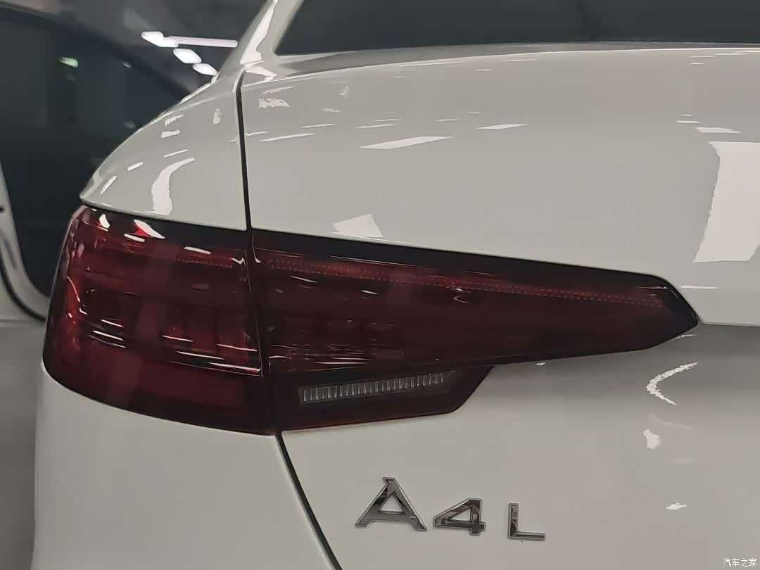 Audi A4L, 2018 13