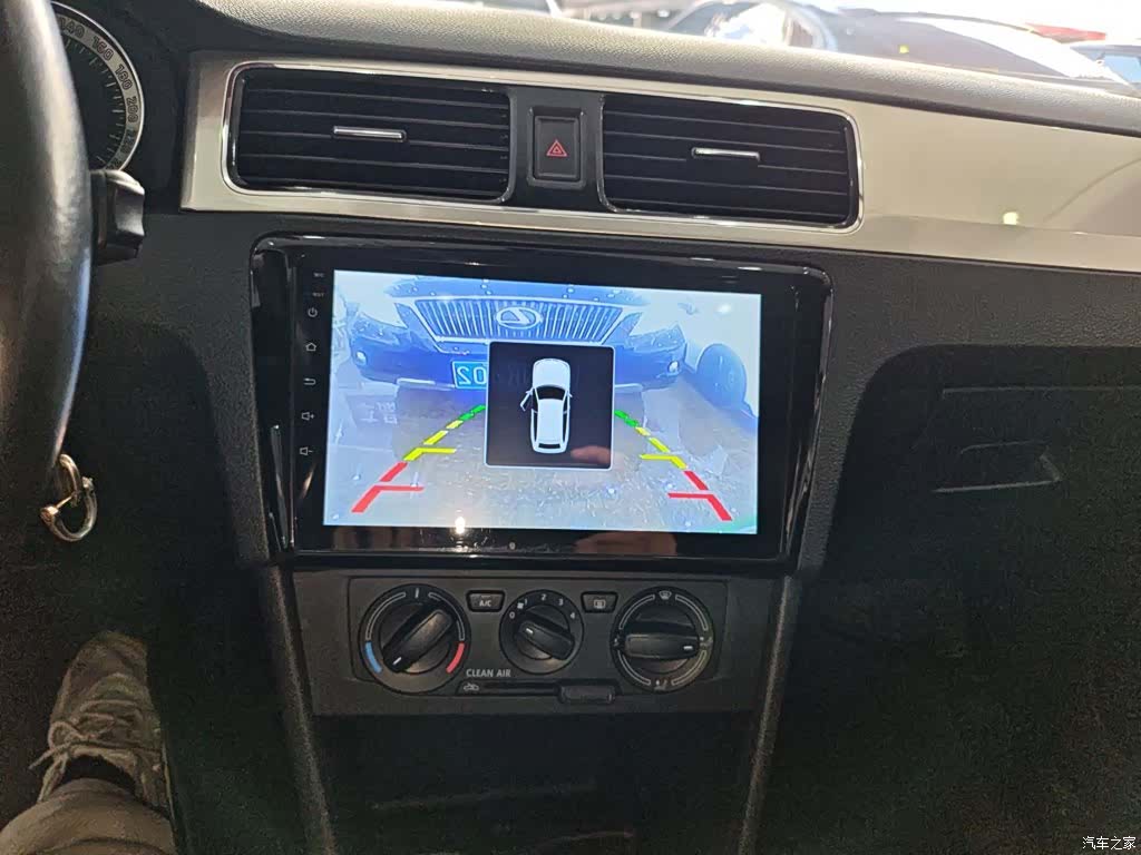 Skoda Rapid, 2018 9