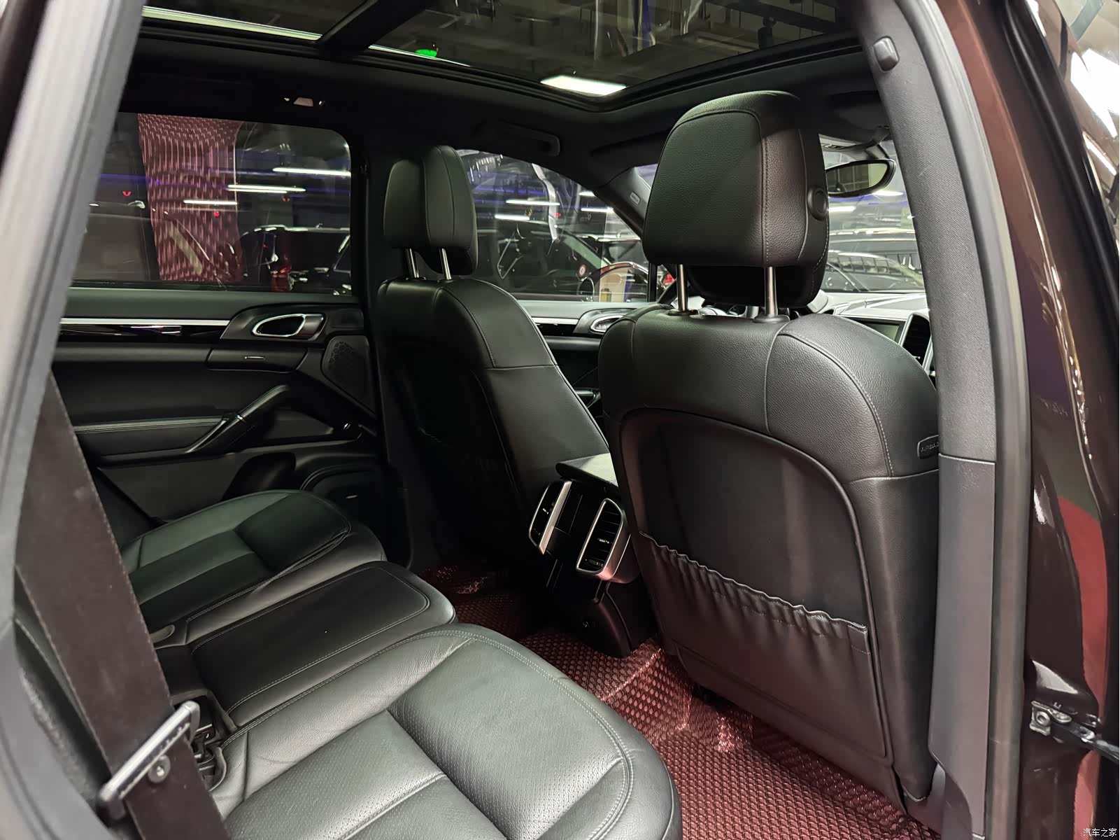 Porsche Cayenne, 2015 30