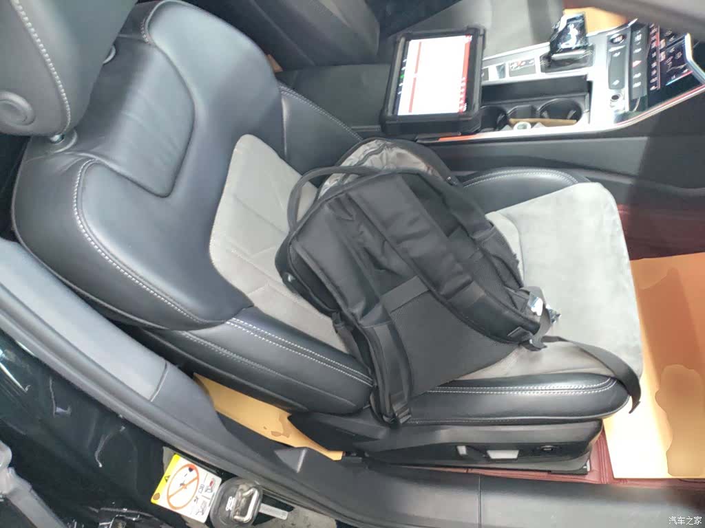 Audi A6L, 2022 25