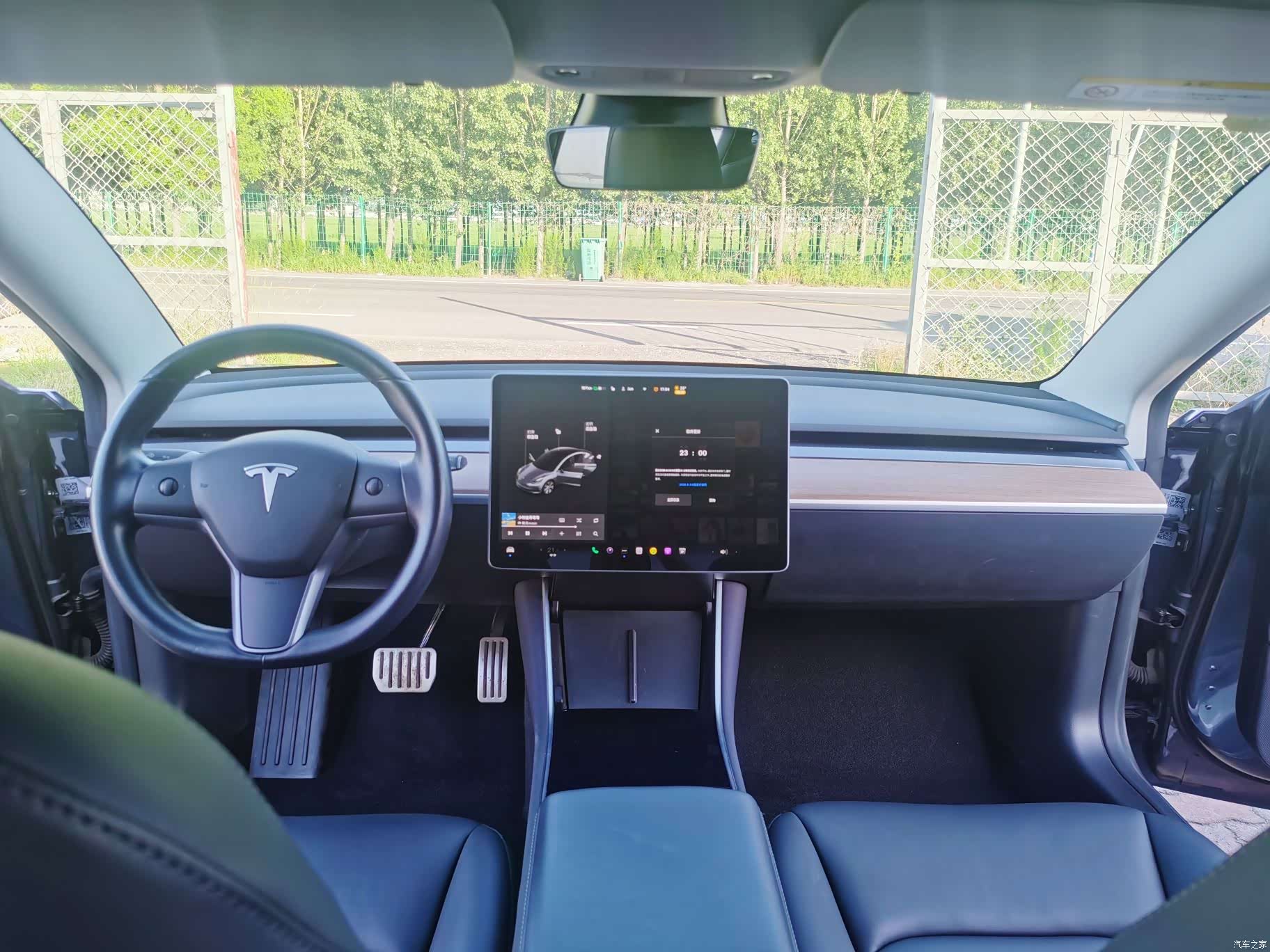 Tesla Model 3, 2019 7