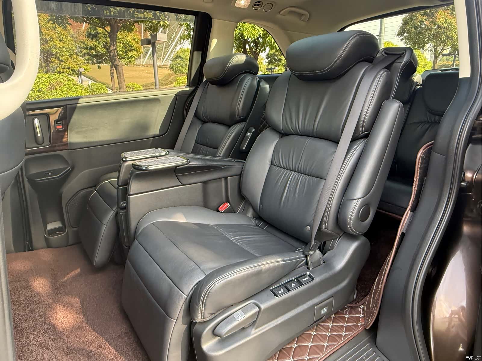 Honda Elysion, 2018 12