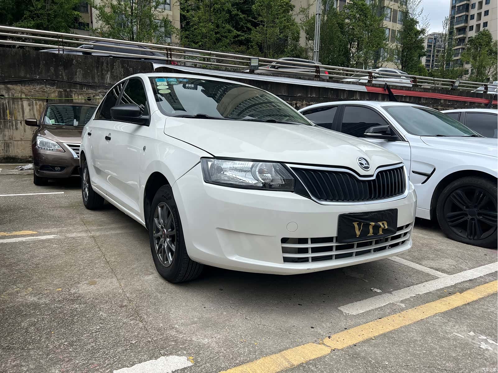 Skoda Rapid, 2014 3