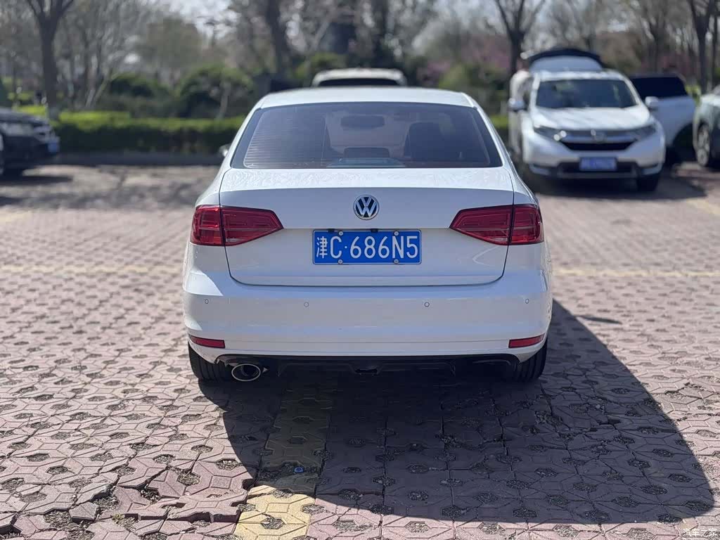 Volkswagen Sagitar, 2016 все фото