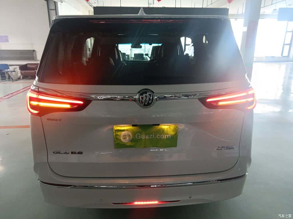 Buick GL8, 2021 4