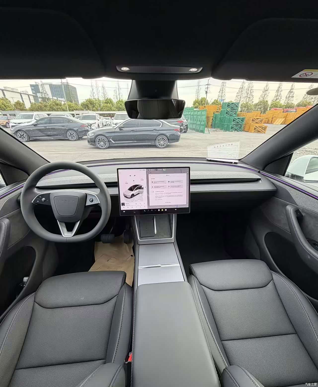 Tesla Model Y, 2026 21