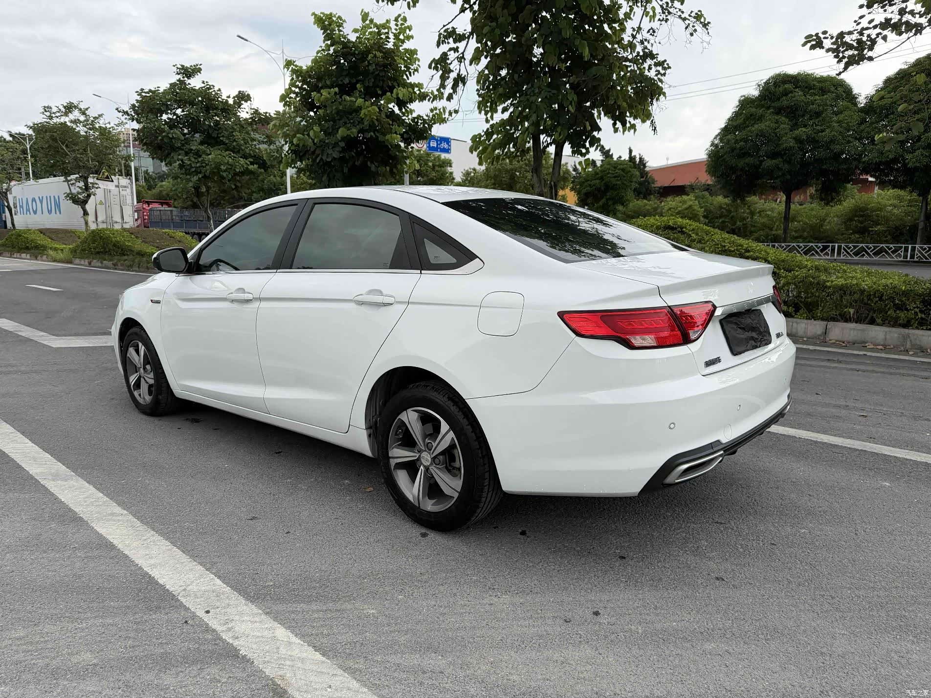 Geely Emgrand, 2018 9