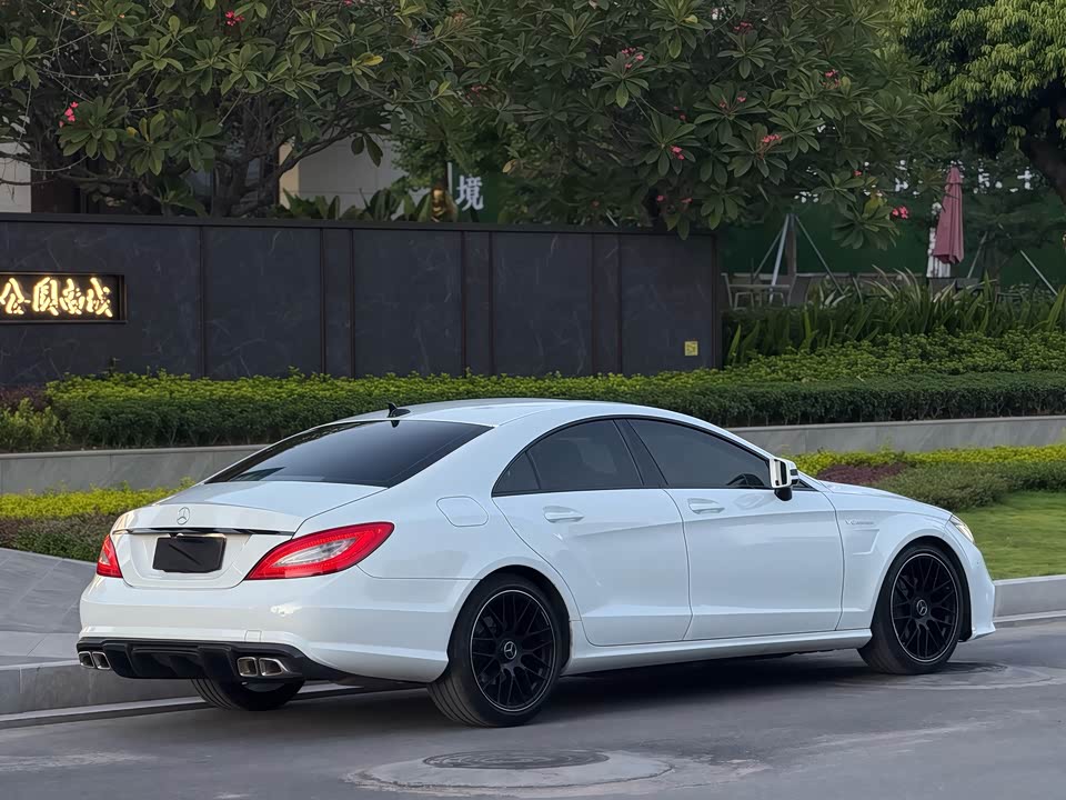 Mercedes-Benz CLS