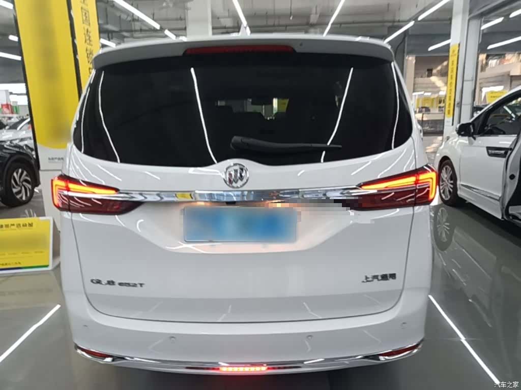 Buick GL8, 2022 6