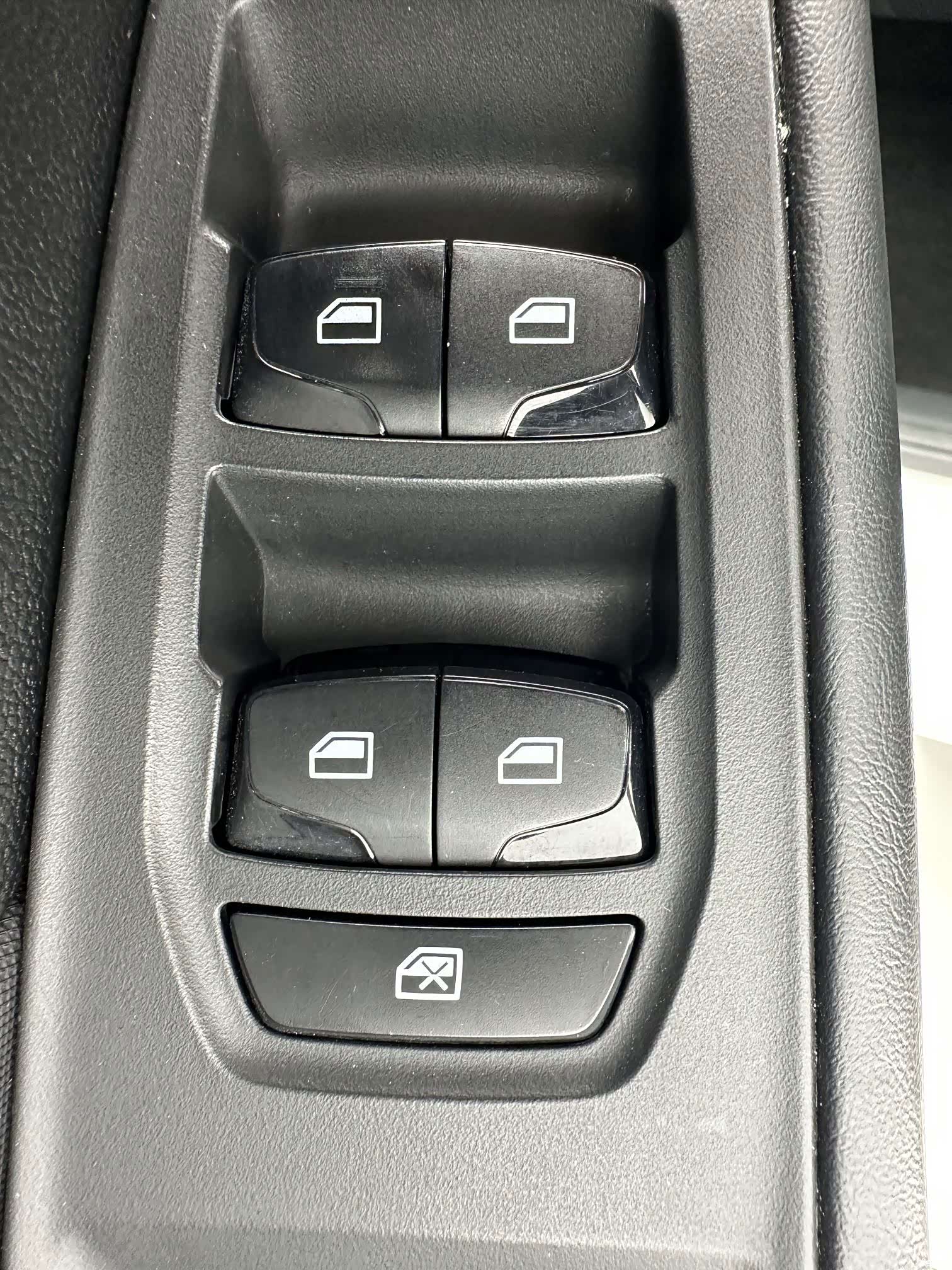 MG MG5, 2024 12