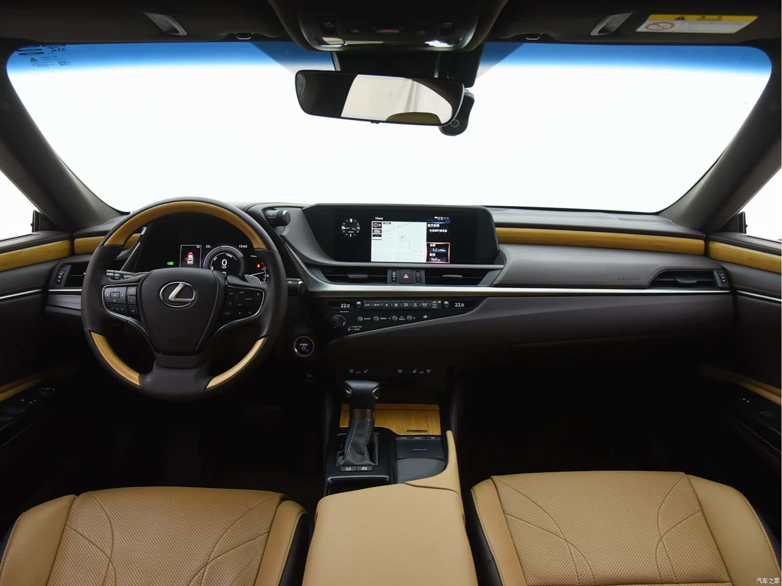 Lexus ES, 2019 9