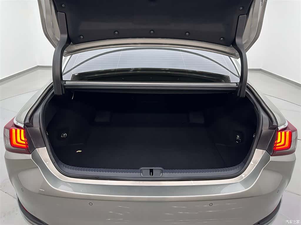 Lexus ES, 2021 26