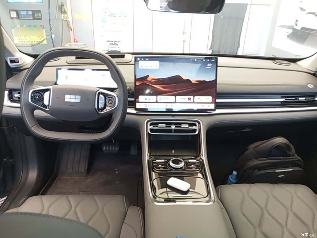 Geely A7, 2025 10