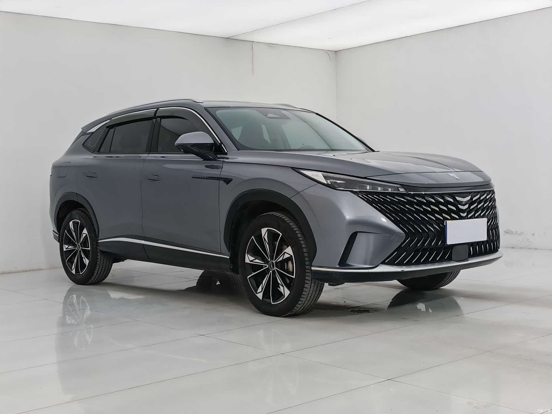 Roewe RX5, 2023 3