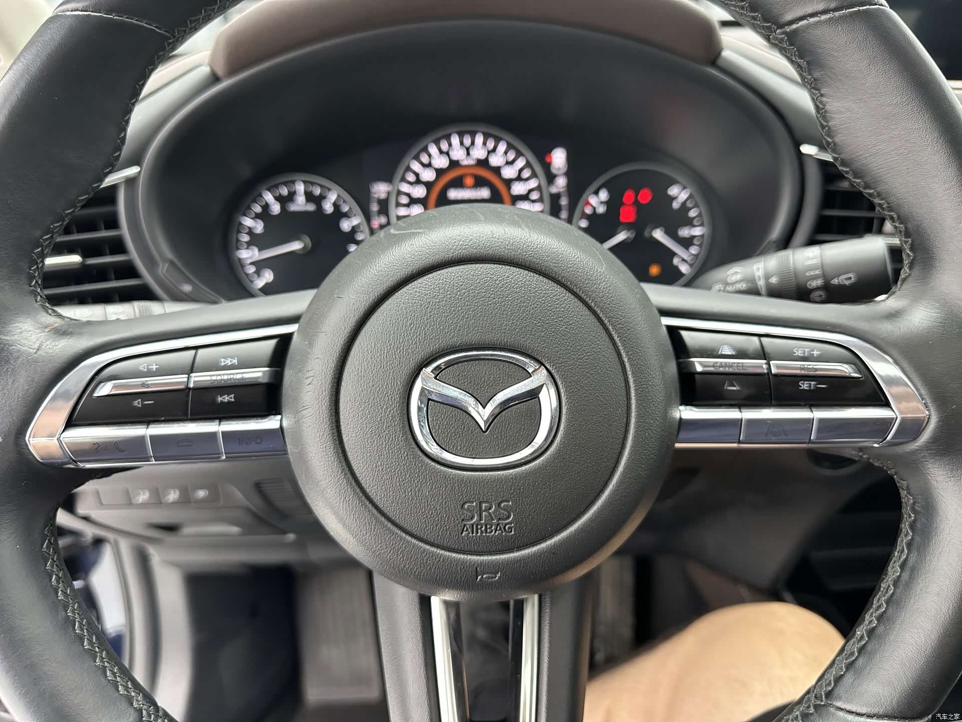 Mazda CX-30, 2023 14
