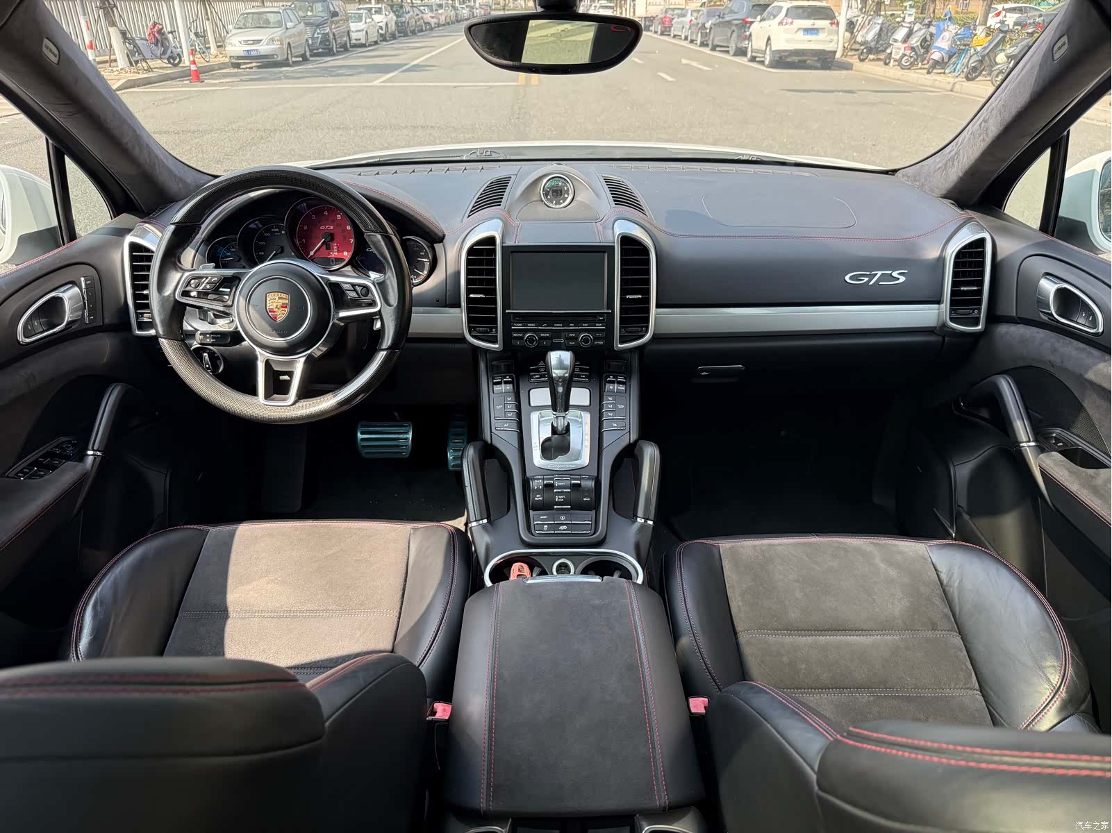 Porsche Cayenne, 2016 13