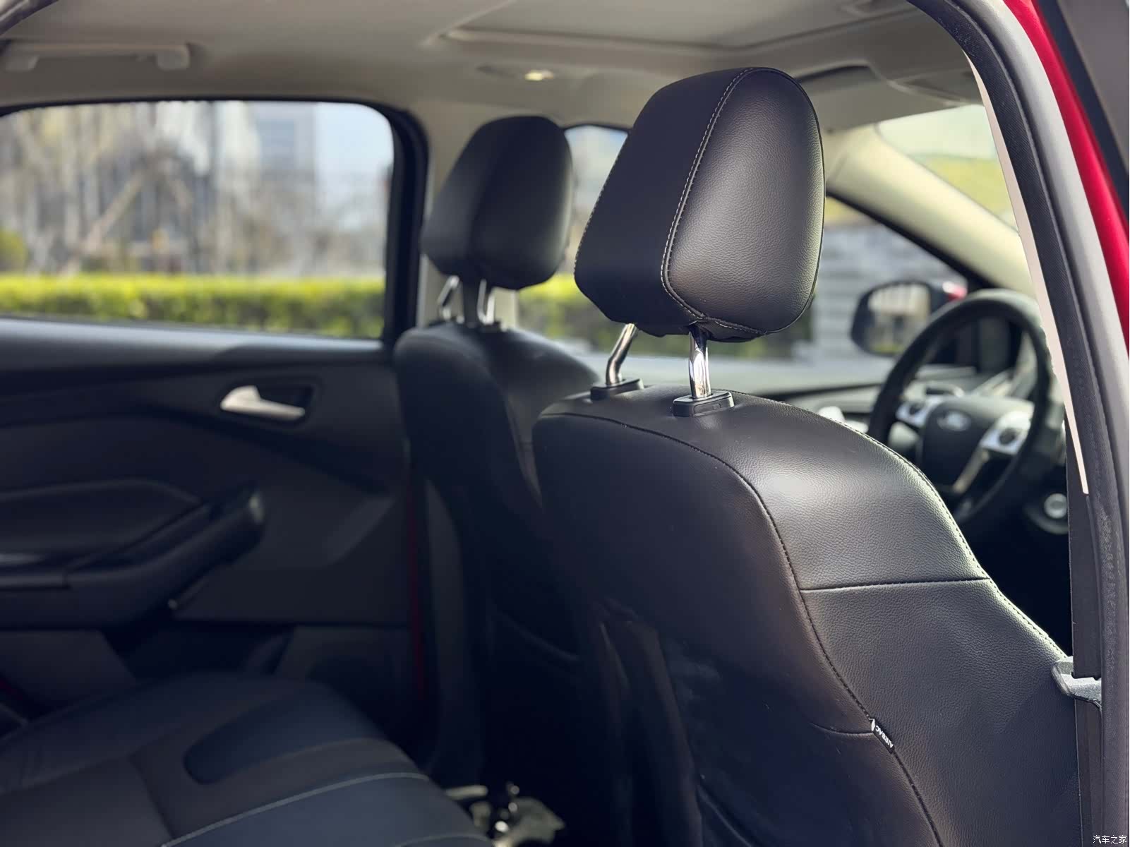 Ford Focus, 2015 22