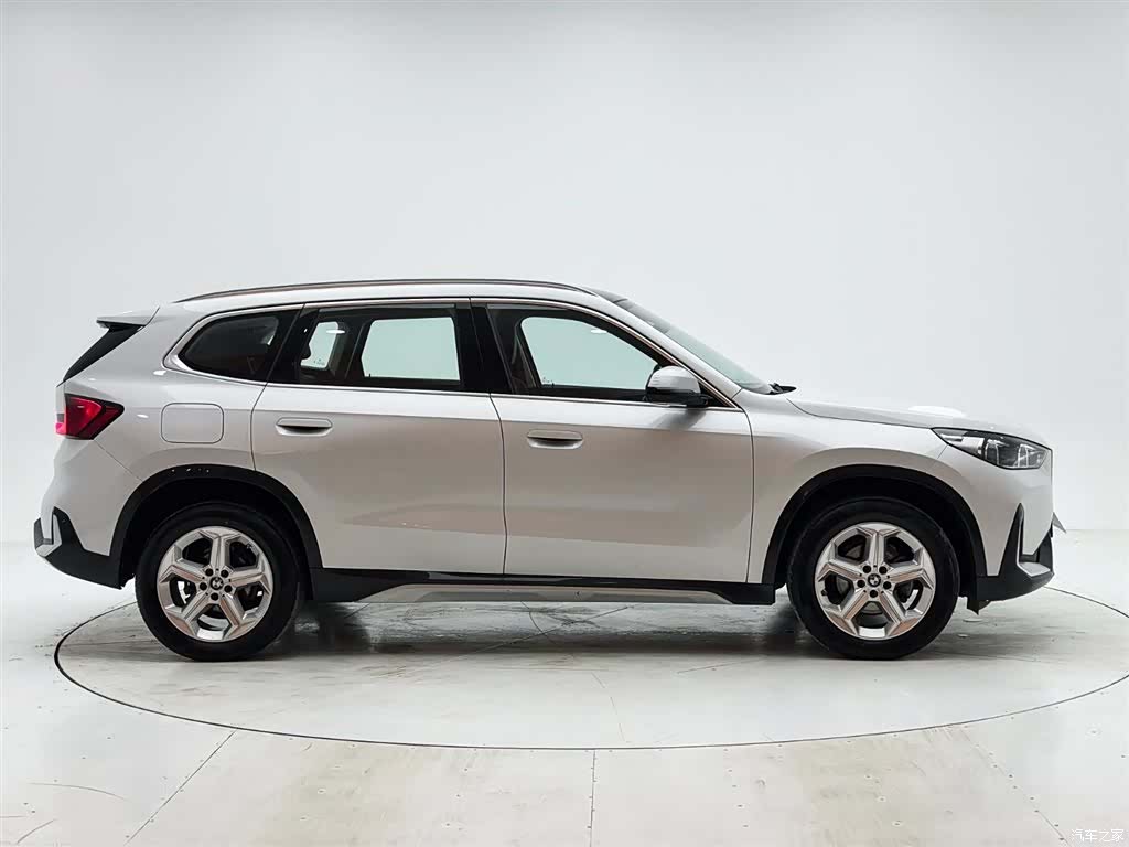 BMW X1, 2023 6