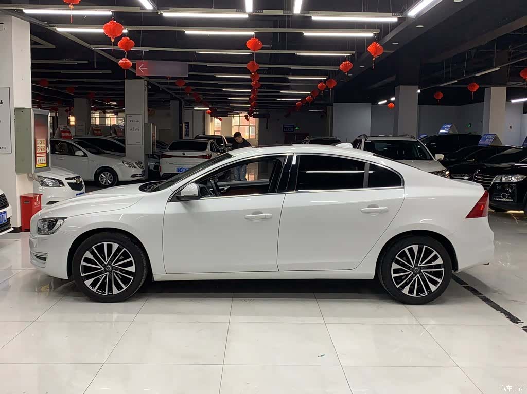 Volvo S60, 2018 13