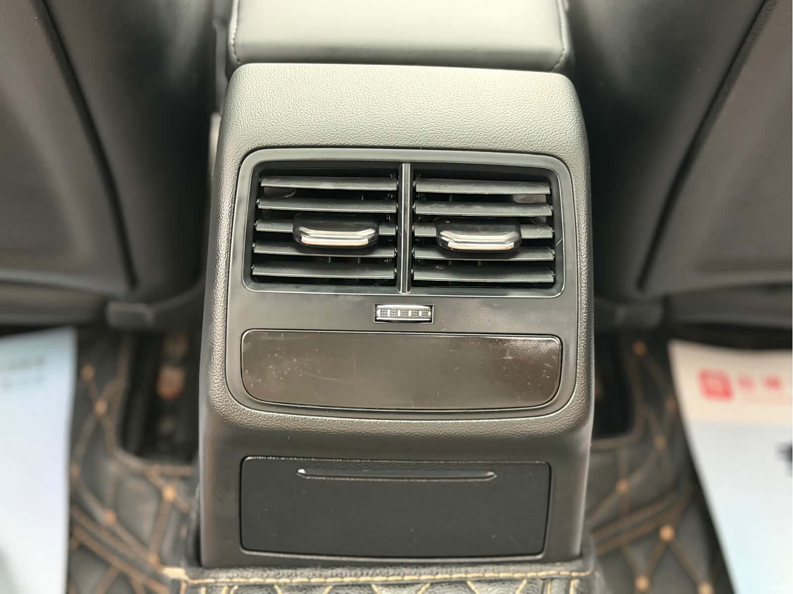 Audi A4L, 2018 9