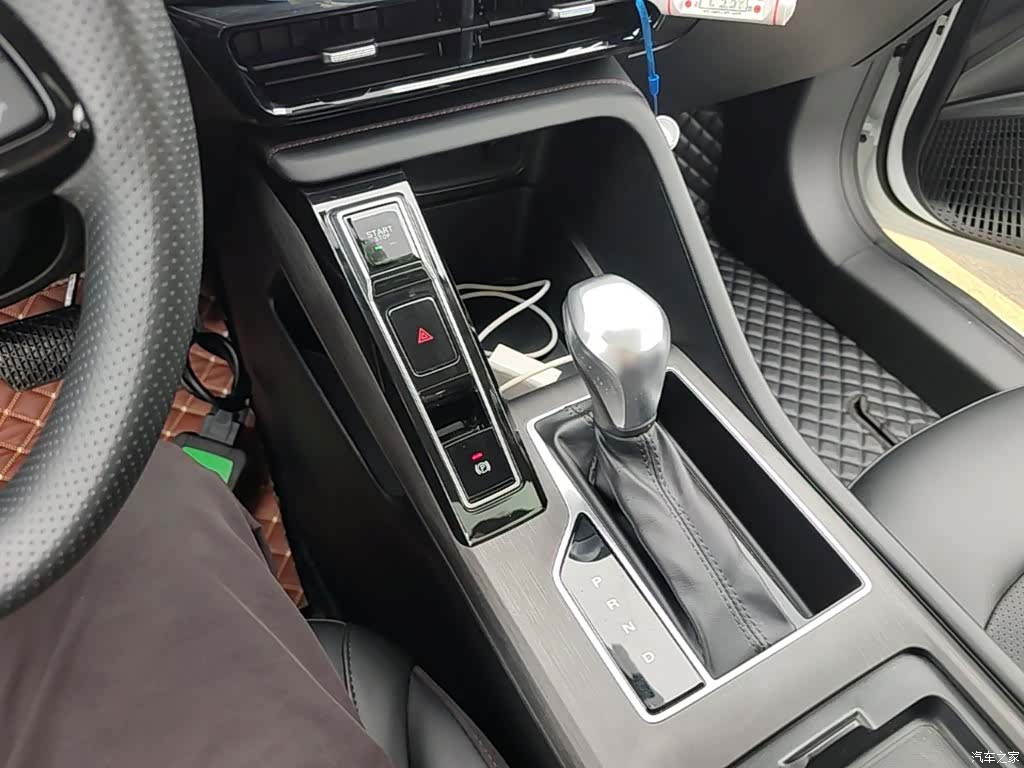 Roewe i5, 2025 14