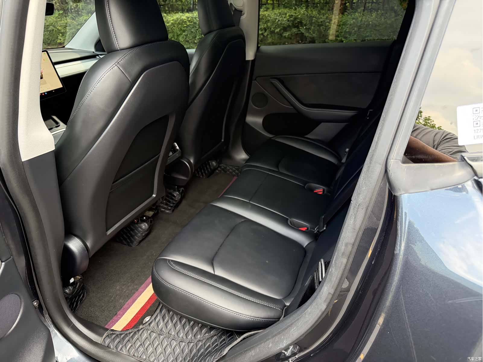 Tesla Model Y, 2024 все фото