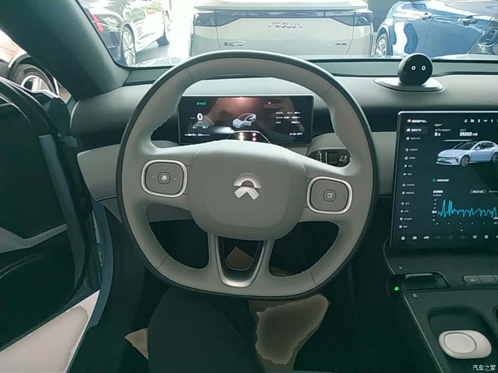 NIO ET5, 2024 11