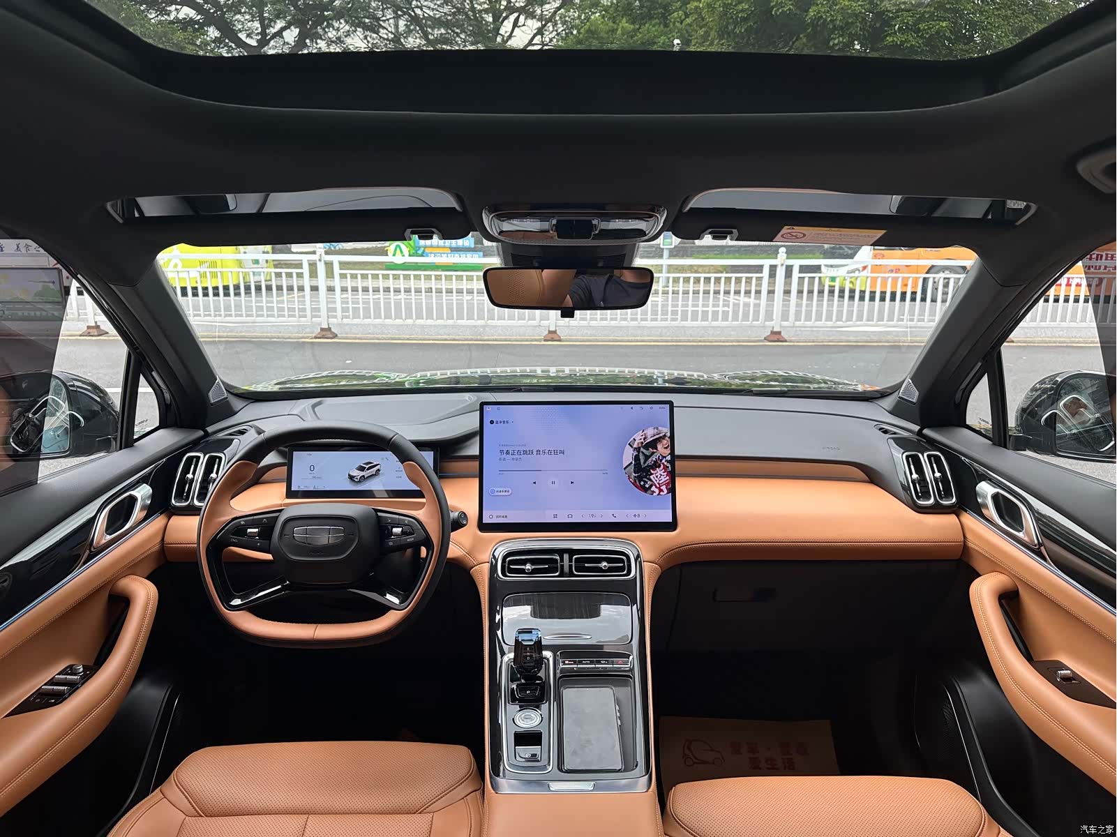 Geely Boyue, 2025 12