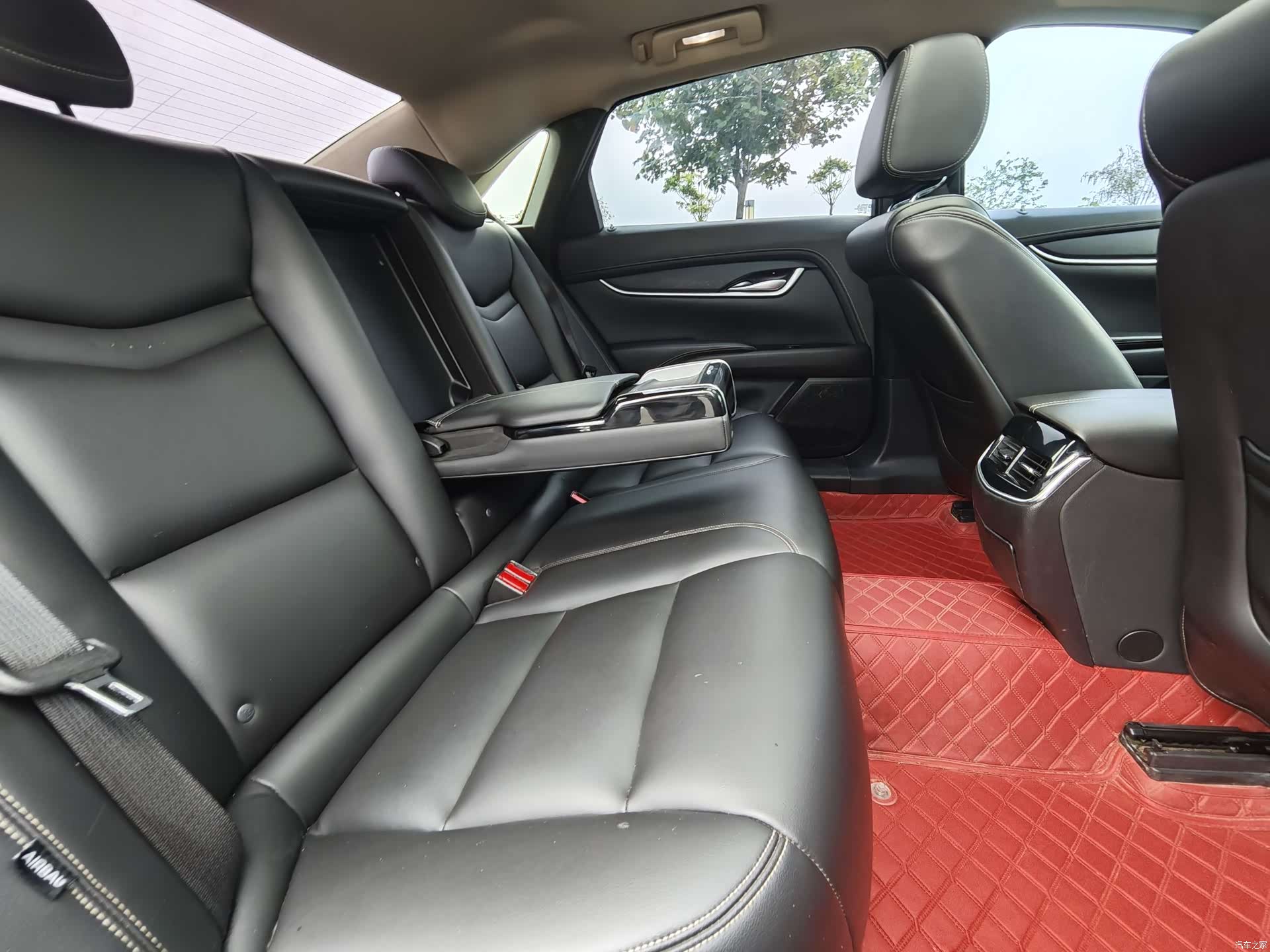 Cadillac XTS, 2018 12