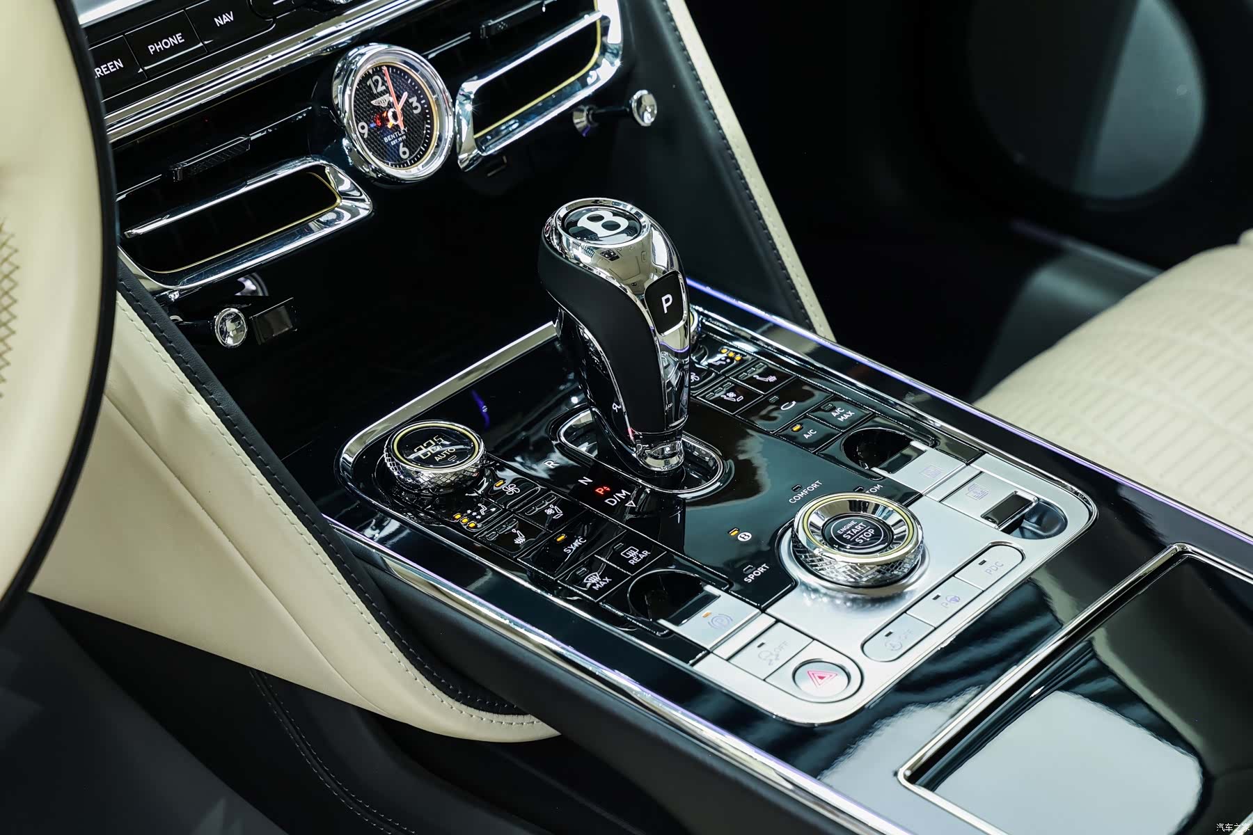Bentley Flying Spur, 2022 20
