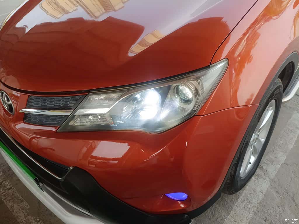 Toyota RAV4, 2014 24