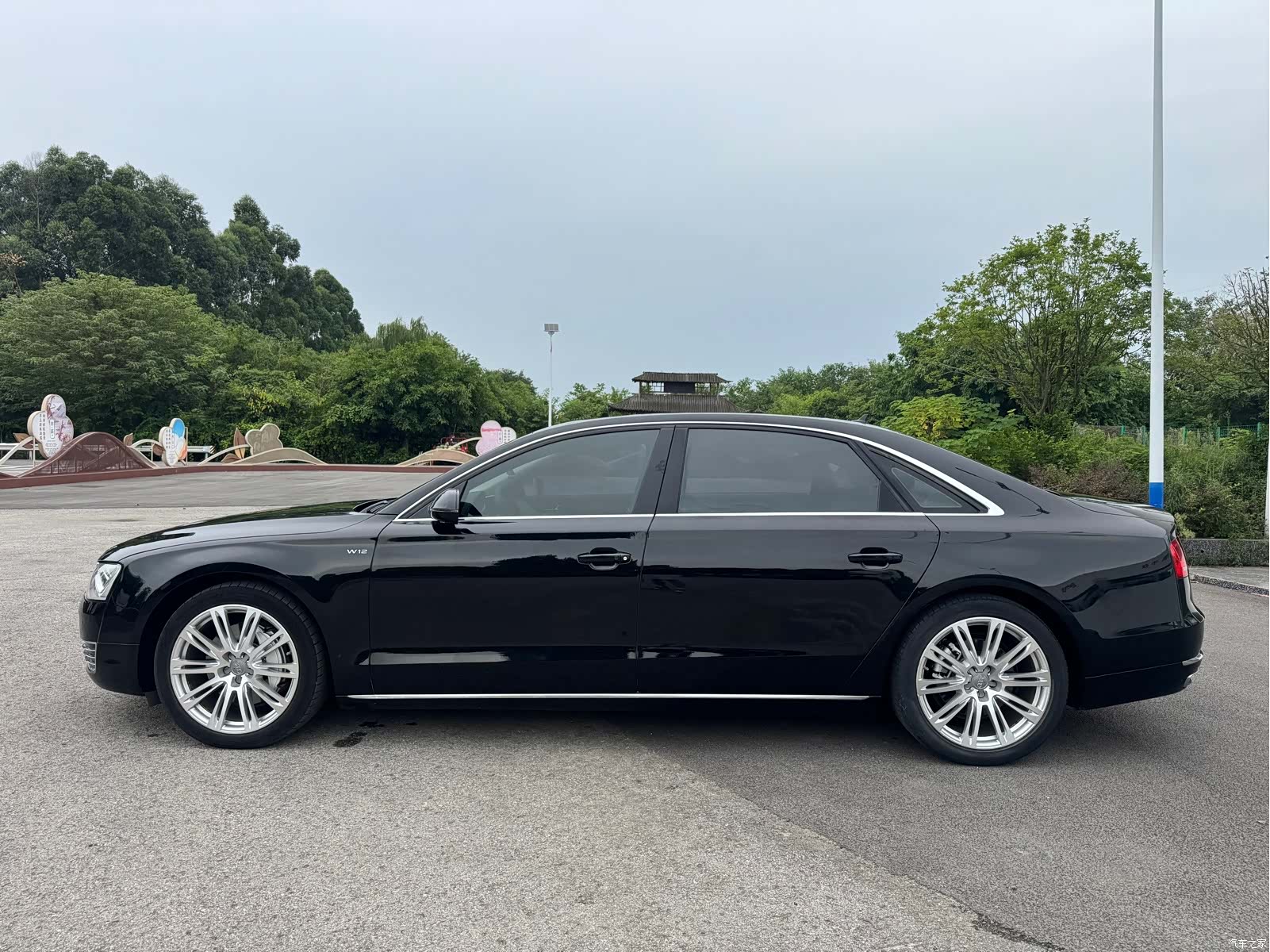 Audi A8L, 2013 4