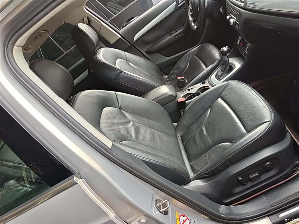Audi Q3, 2015 25