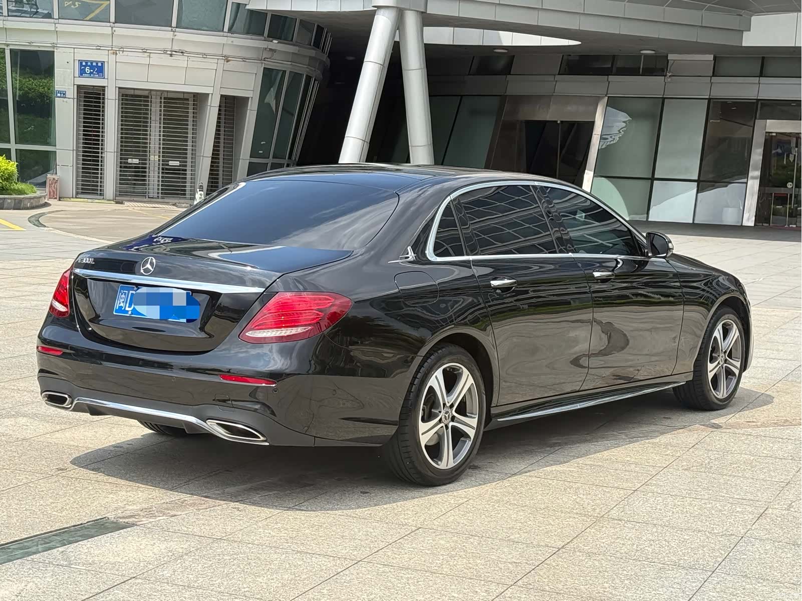 Mercedes-Benz E-Class, 2020 4