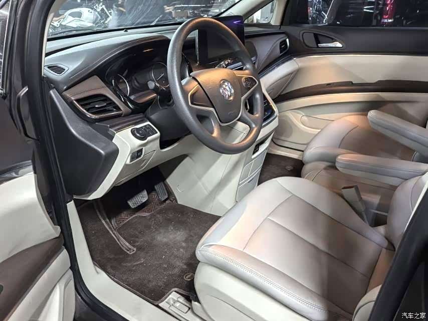 Buick GL8, 2025 4