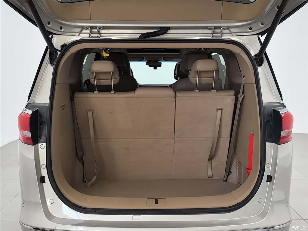 Buick GL8, 2017 16