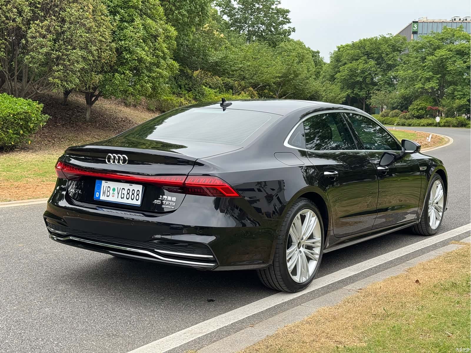 Audi A7L, 2025 6