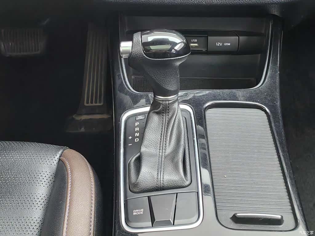 Kia GLS, 2018 13