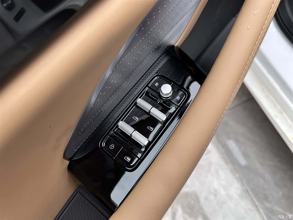 Geely A7, 2025 11