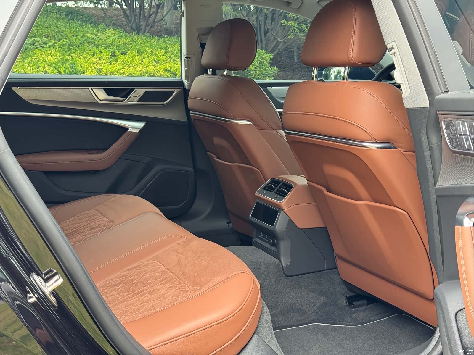 Audi A7L, 2025 9