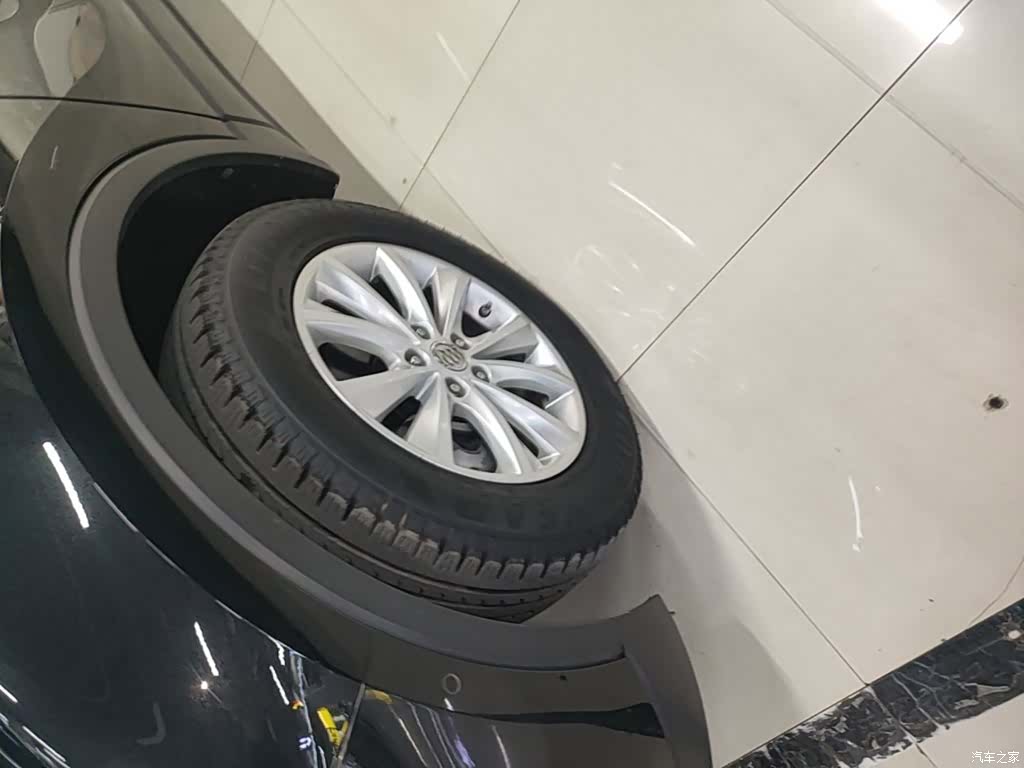 Buick Envision Plus, 2015 25