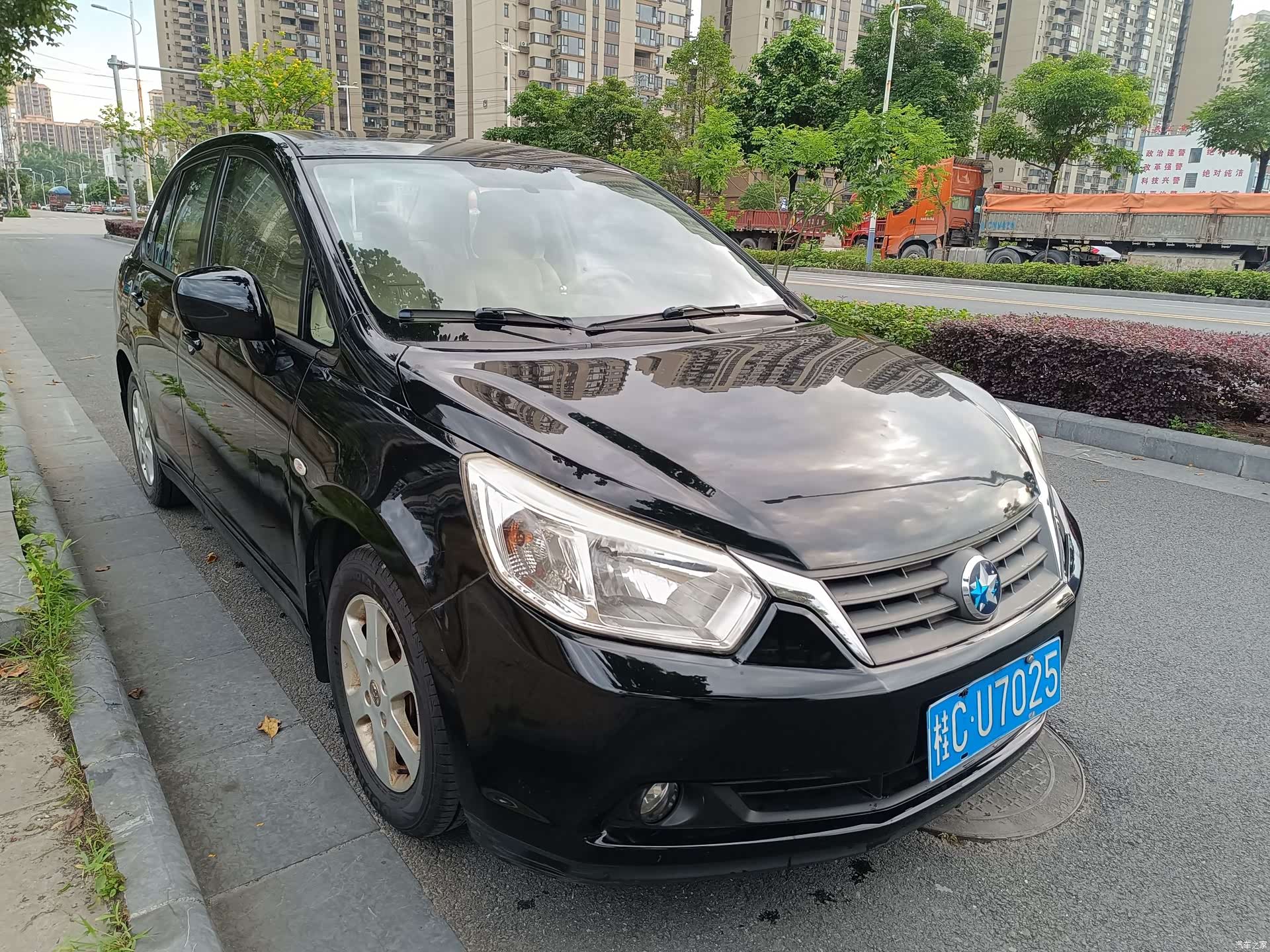 Nissan D50, 2012 3