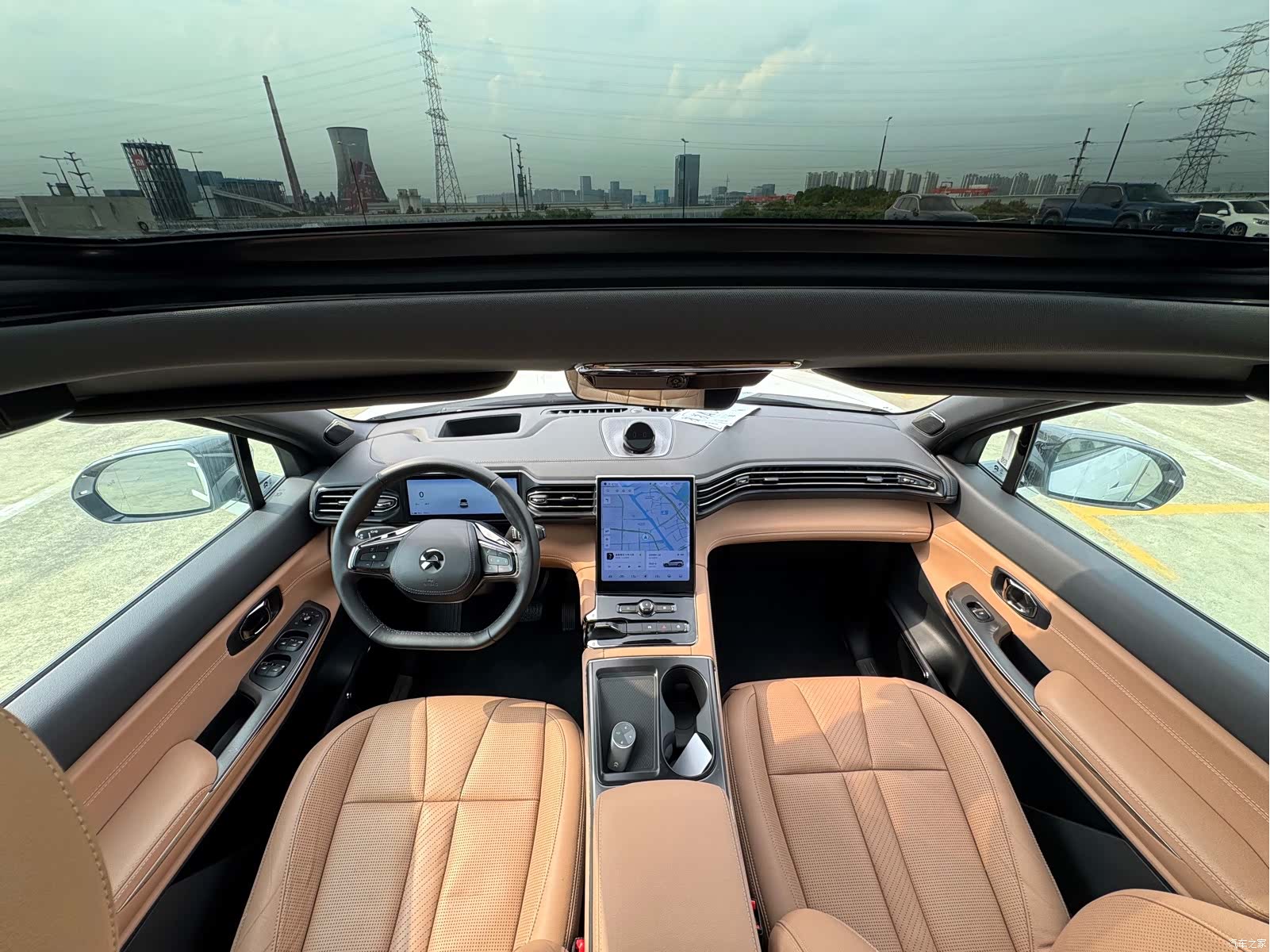 NIO ES8, 2021 12