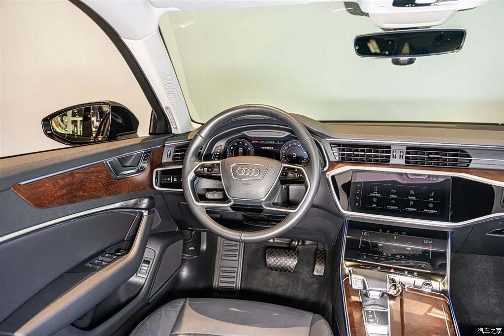 Audi A6, 2020 11