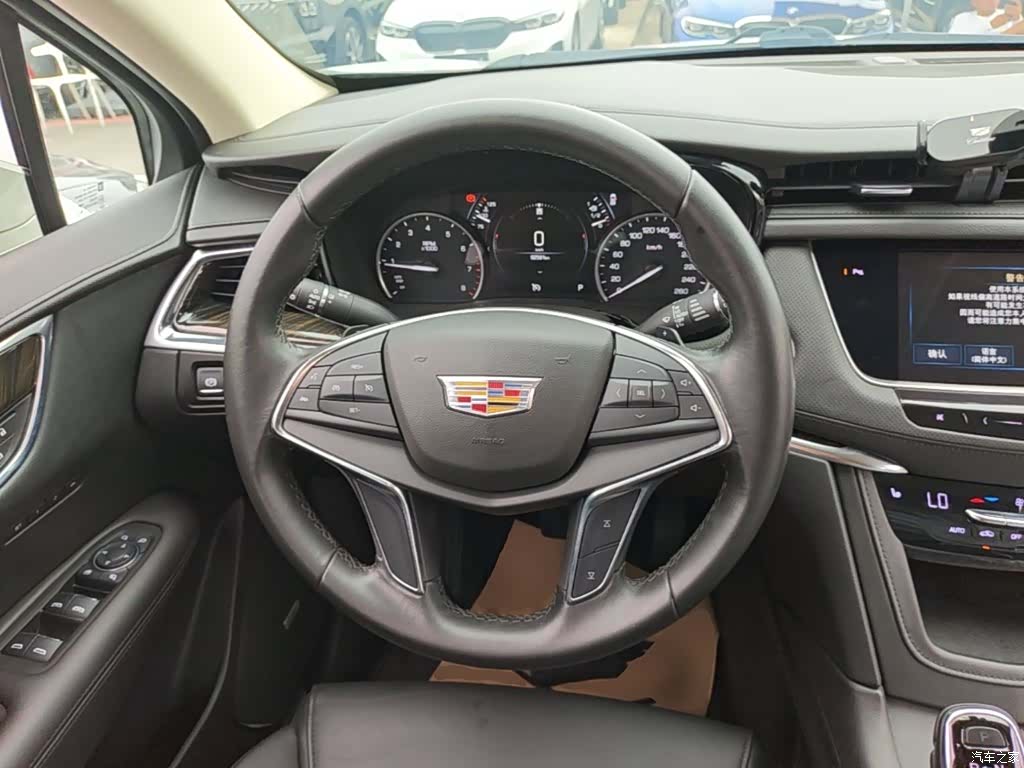 Cadillac XT5, 2018 11
