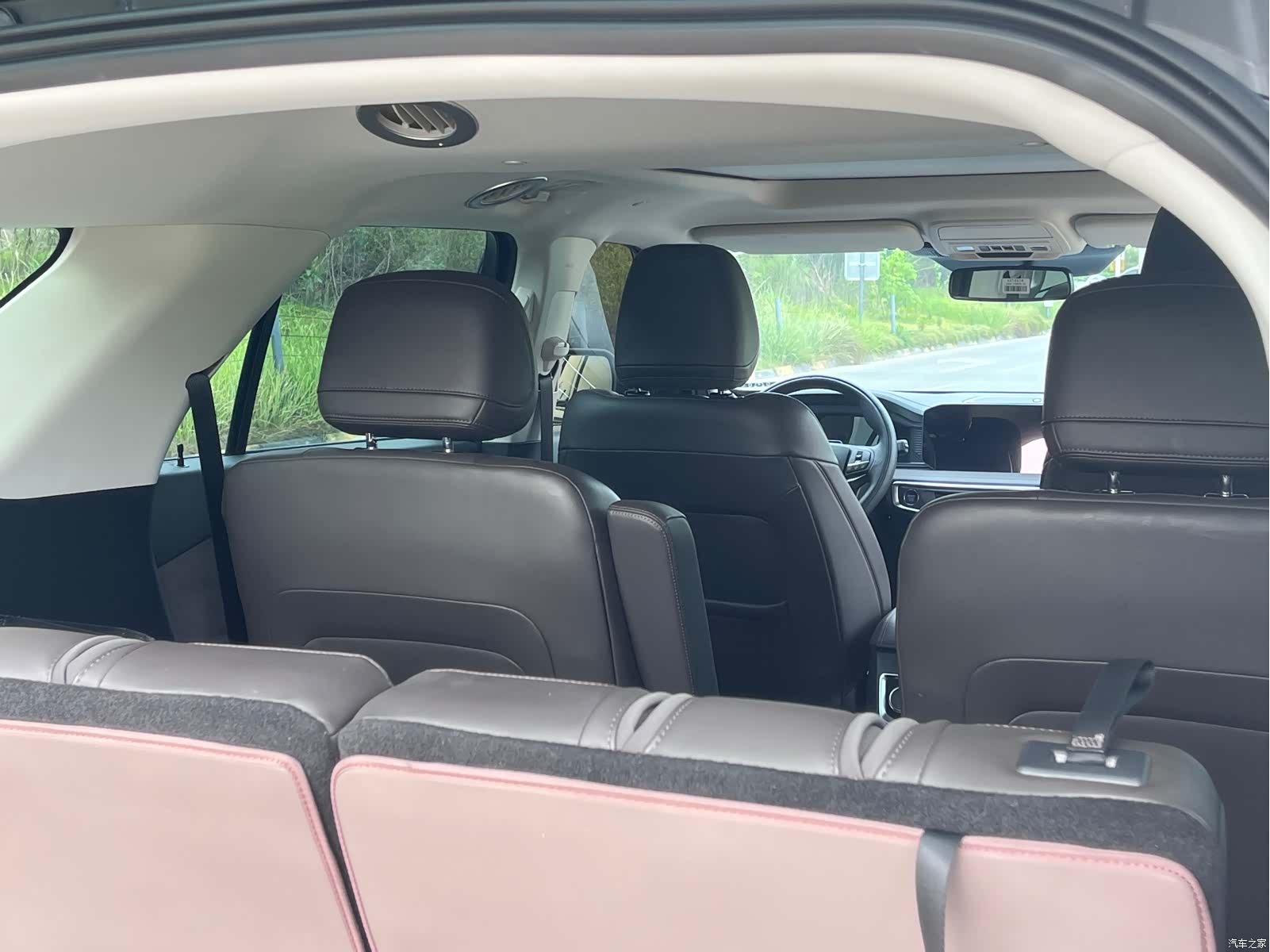 Ford Explorer, 2025 16