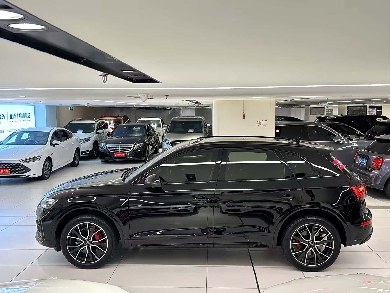 Audi Q5L, 2024 4